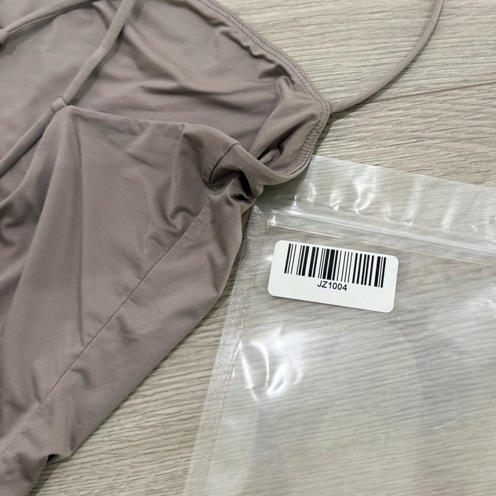 Aritzia Wilfred Free Contour Tank Top Bodysuit XS JZ1004 - Picture 6 of 6